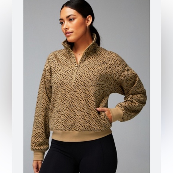 Fabletics Cozy Fleece Half Zip Brown Cheetah Print Women’s Sweatshirt Pullover - Picture 2 of 12